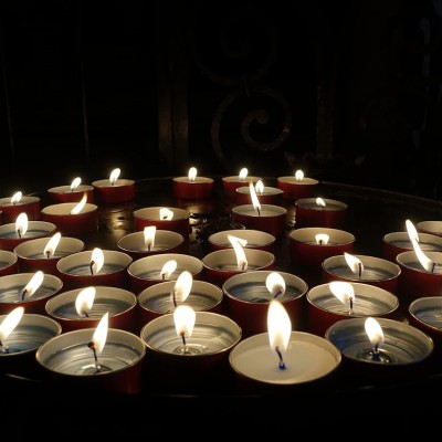 Wick-a-Roo Candles Paraffin Wax Candles Tea Light, 3 hr Burn time, No Residue Diwali Decoration,Smokeless, (100 PC Unscented) Wick-a-Roo Candles Paraffin Wax Candles Tea Light, 3 hr Burn time, No Residue Diwali Decoration,Smokeless, (100 PC Unscented)