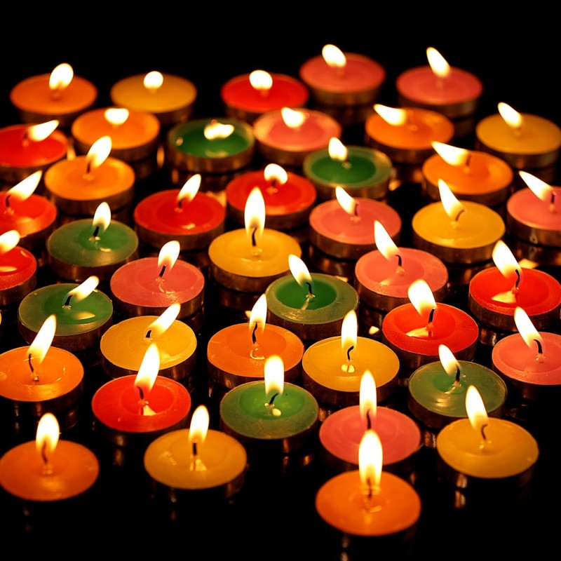 Wick-a-Roo Candles Paraffin Wax Candles Tea Light, 3 hr Burn time, No Residue Diwali Decoration,Smokeless, (100 PC Unscented) Wick-a-Roo Candles Paraffin Wax Candles Tea Light, 3 hr Burn time, No Residue Diwali Decoration,Smokeless, (100 PC Unscented)